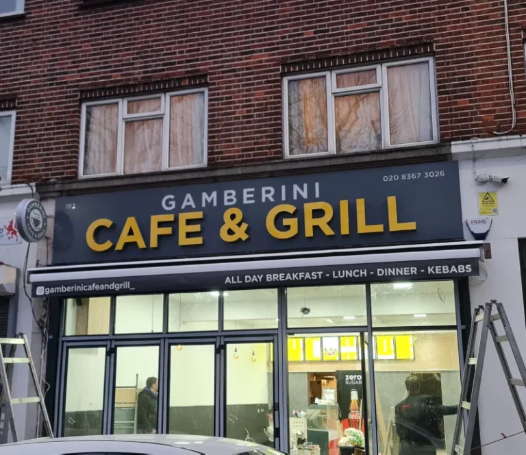 Cafe & Grill